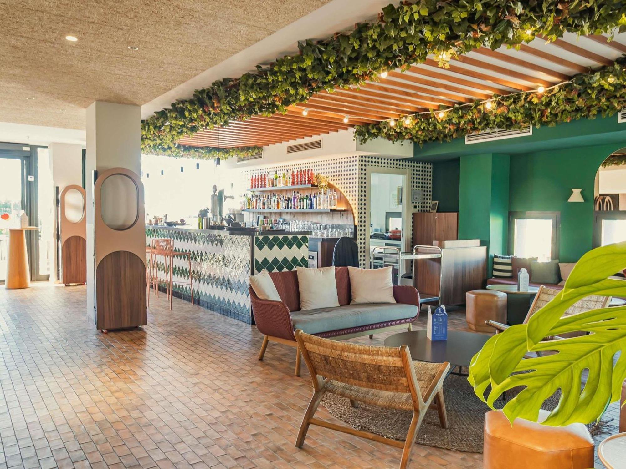 Ibis Styles Sevilla City Santa Justa Экстерьер фото